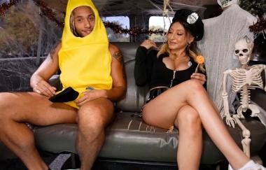 Mads Flores, Derek Savage - Happy Swalloween